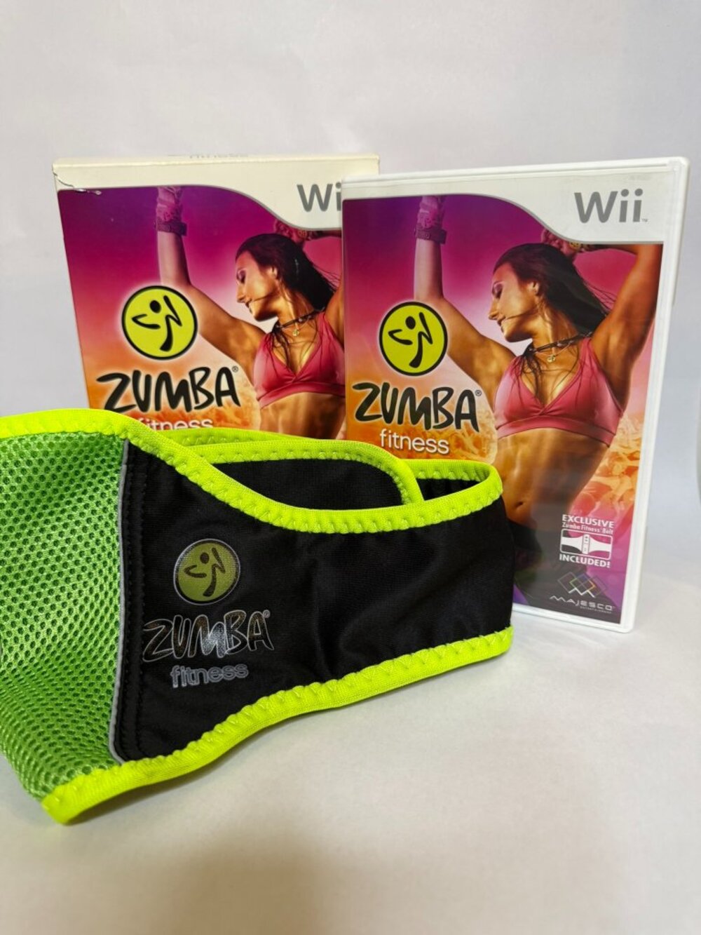 Zumba Fitness Join the Party (Wii) COMPLETE with Zumba Fitness Belt & Big Box!